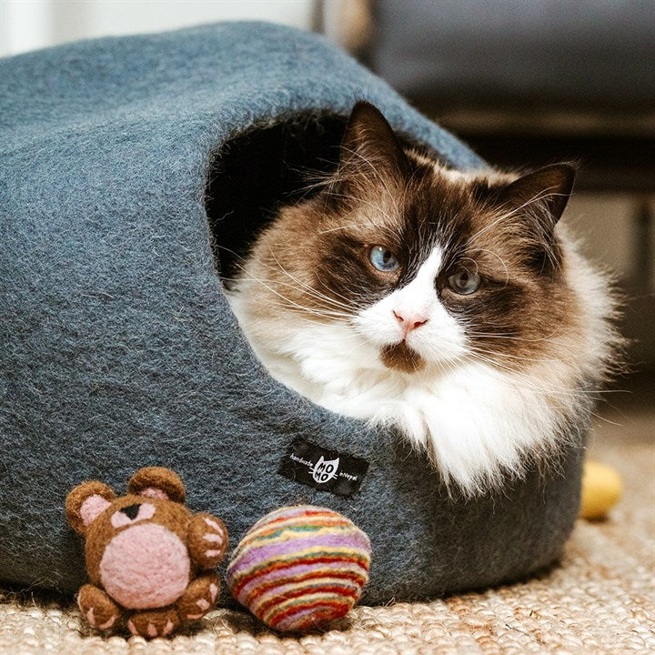 MoMo Felt Brown Bear Cat Toy image 2
